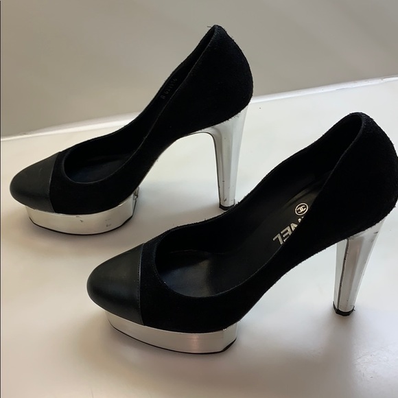 Chanel authentic Black sway ice collection Shoes - Picture 9 of 12